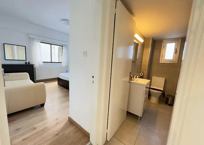 Stasandrou Center * Nikósie