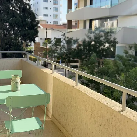 Wealthystays Stasandrou Apartment Nicosia