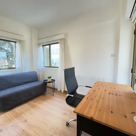 Apartment Wealthystays Stasandrou