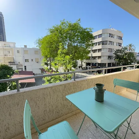 Apartment Wealthystays Stasandrou